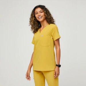 Women's Light Gold Fig Scrub Set